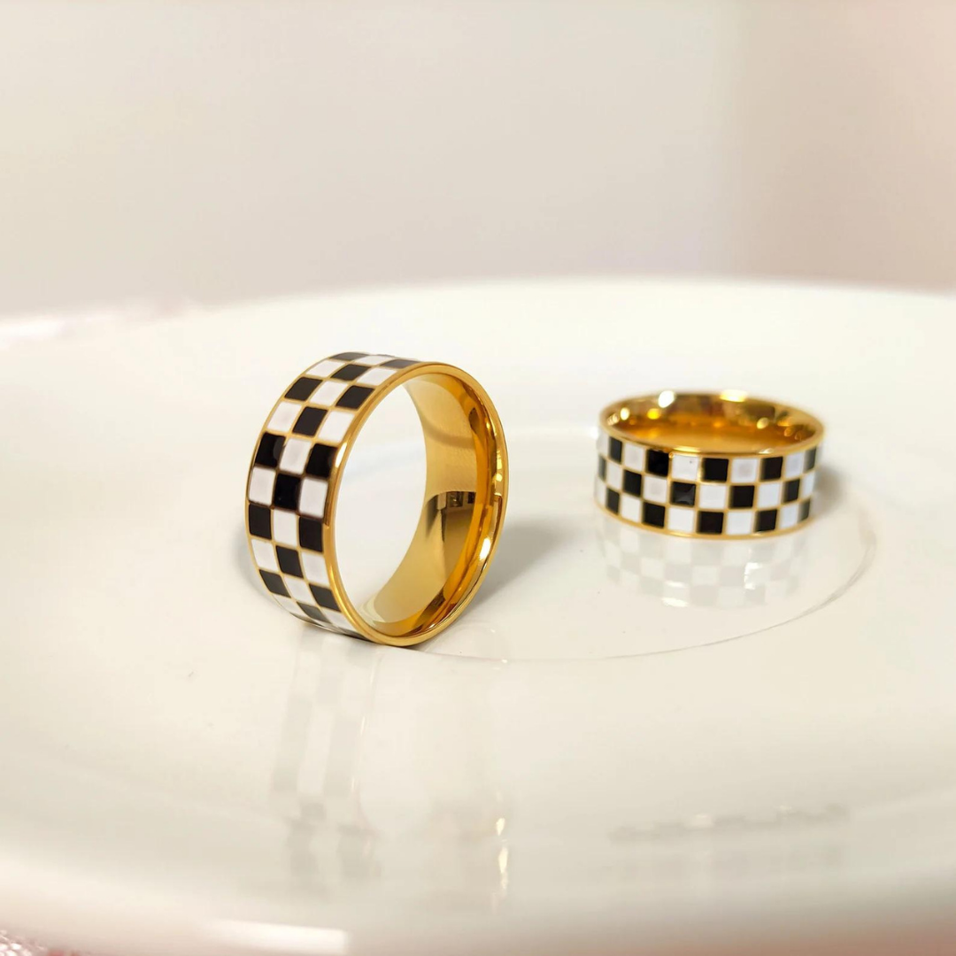 Everyday Checkered Ring