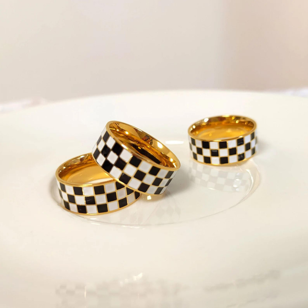 Everyday Checkered Ring