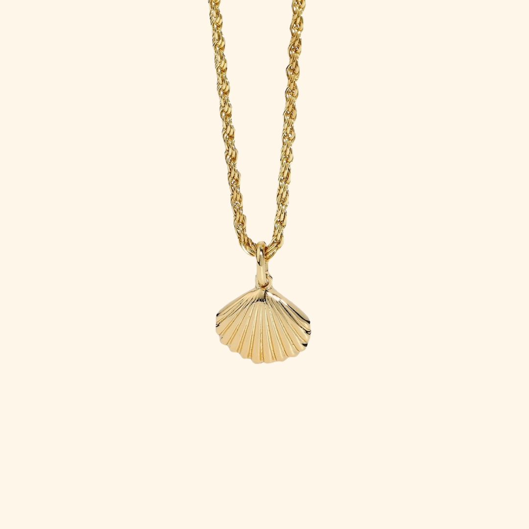 Classic Scallop Necklace