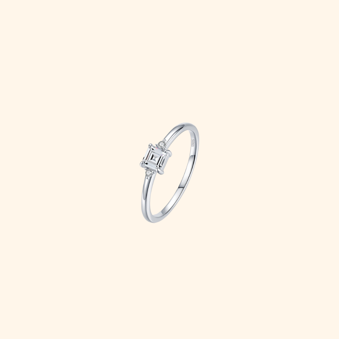 Classic Mini Princess Cut Ring