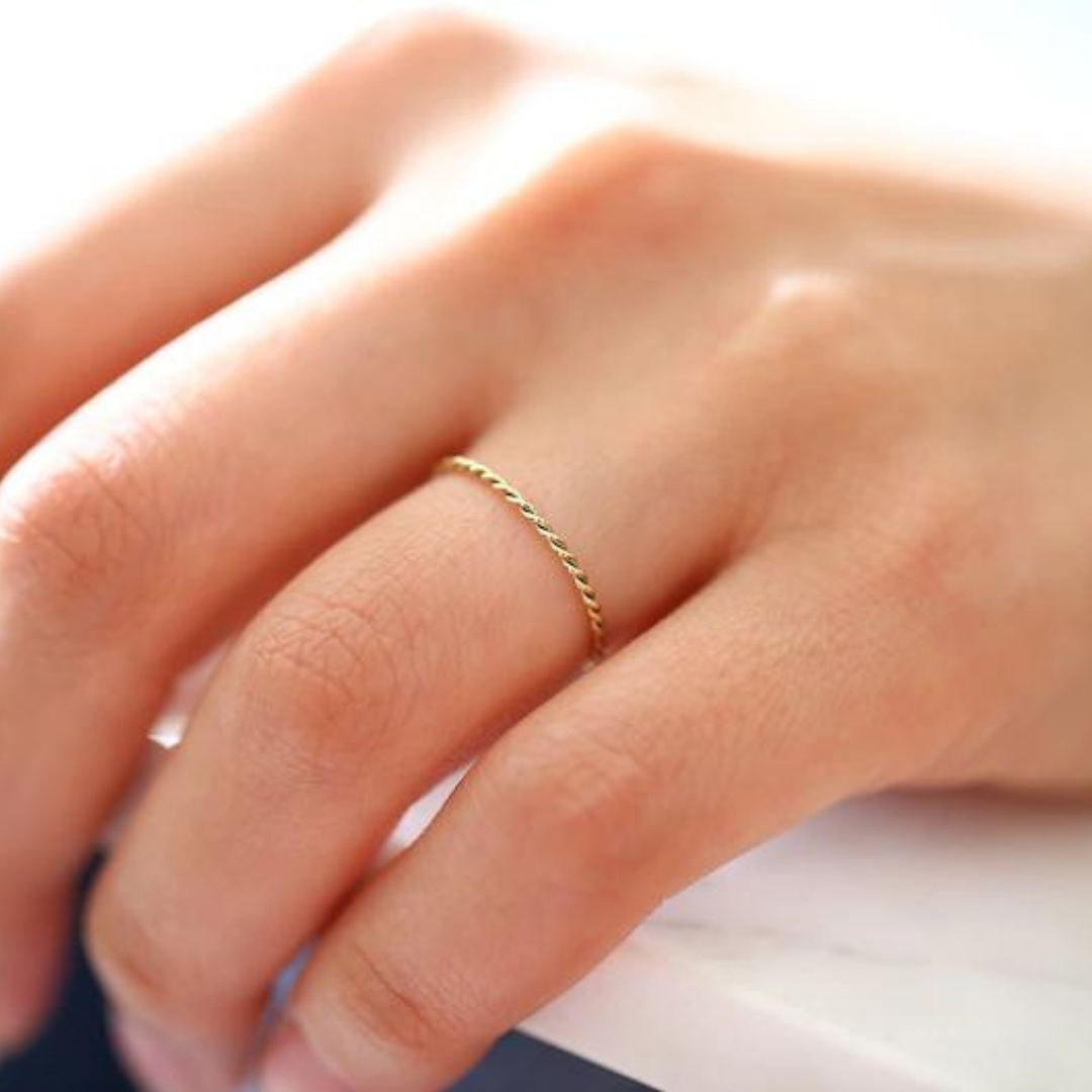 Everyday Twist Ring