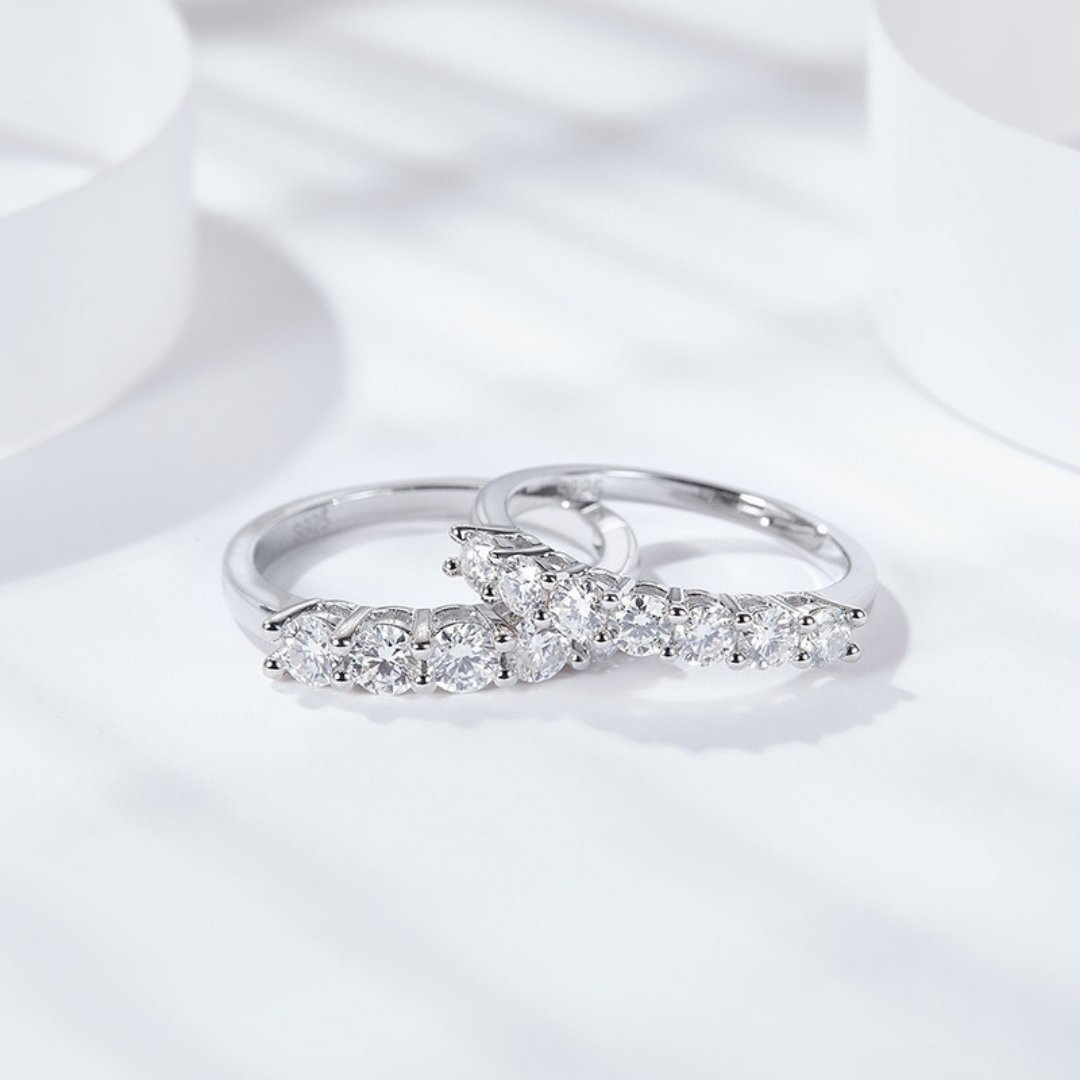 Classic 7 Stars Moissanite Ring