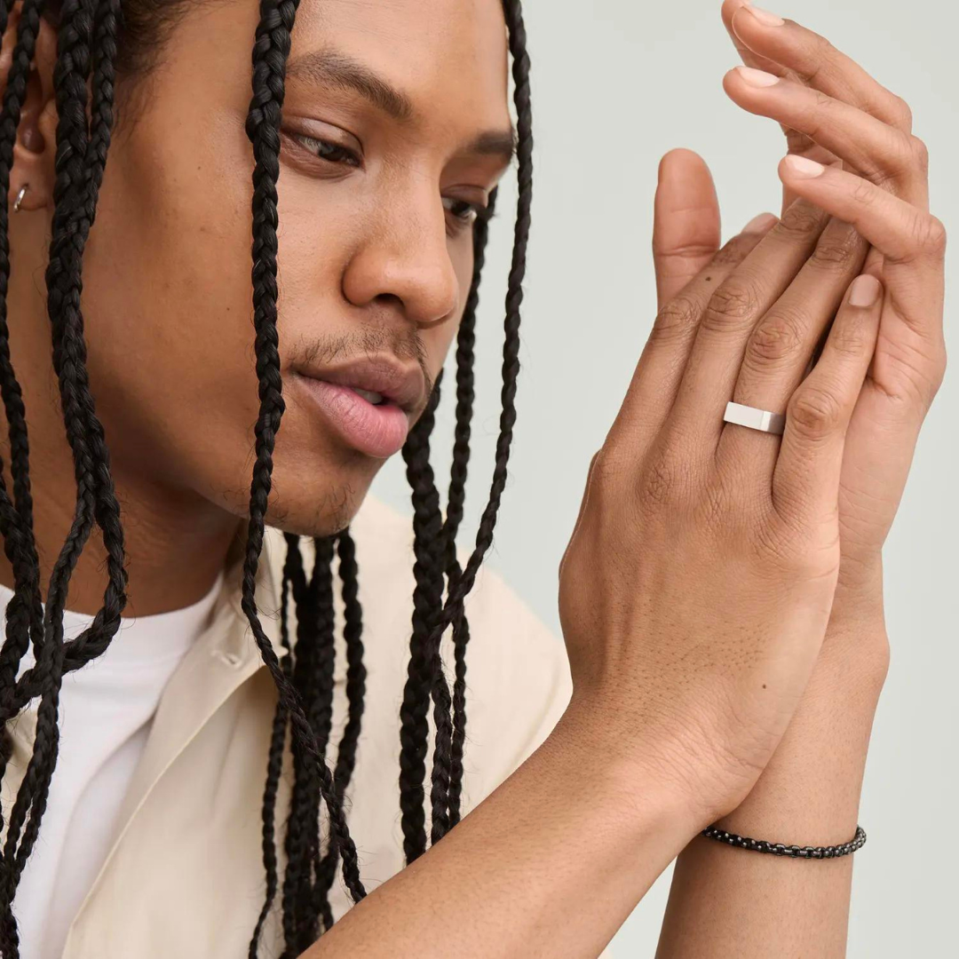 Everyday Bar Signet Ring