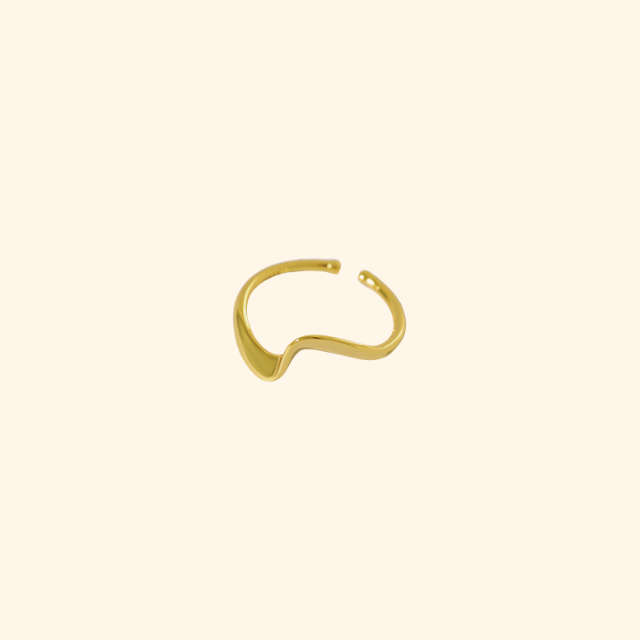 Classic Wave Ring
